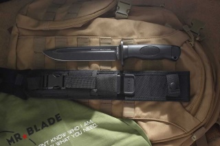 Nóż MR.BLADE Protector Black